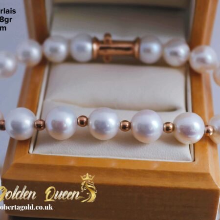 Bracelet wit reals pearls