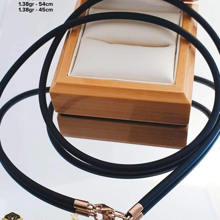 Chain from rubber and gold details