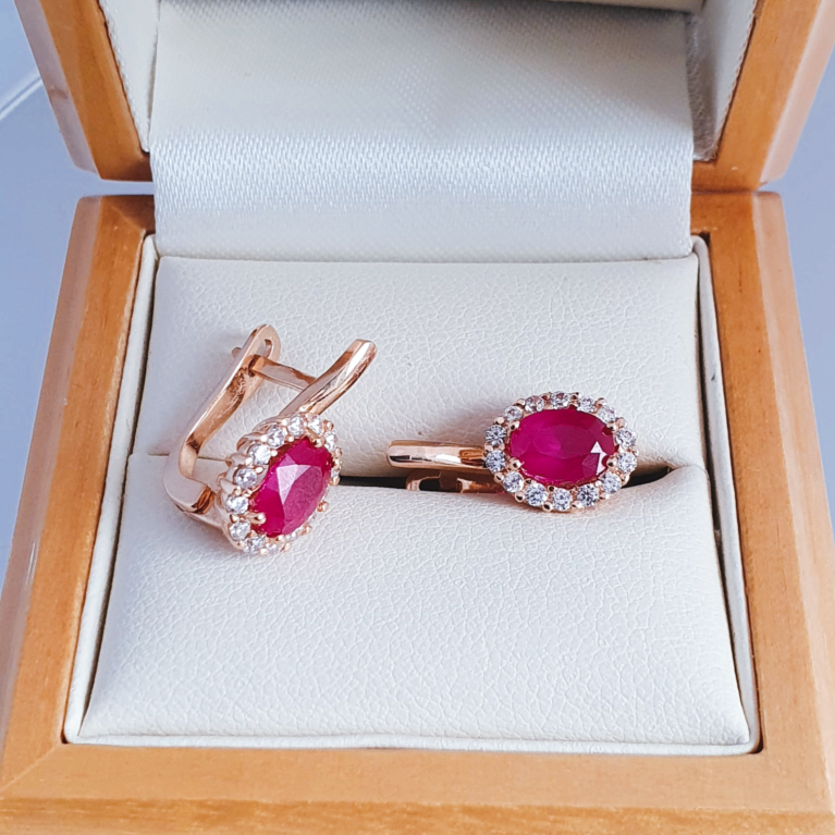 Earrings with white zirconia and pink ruby