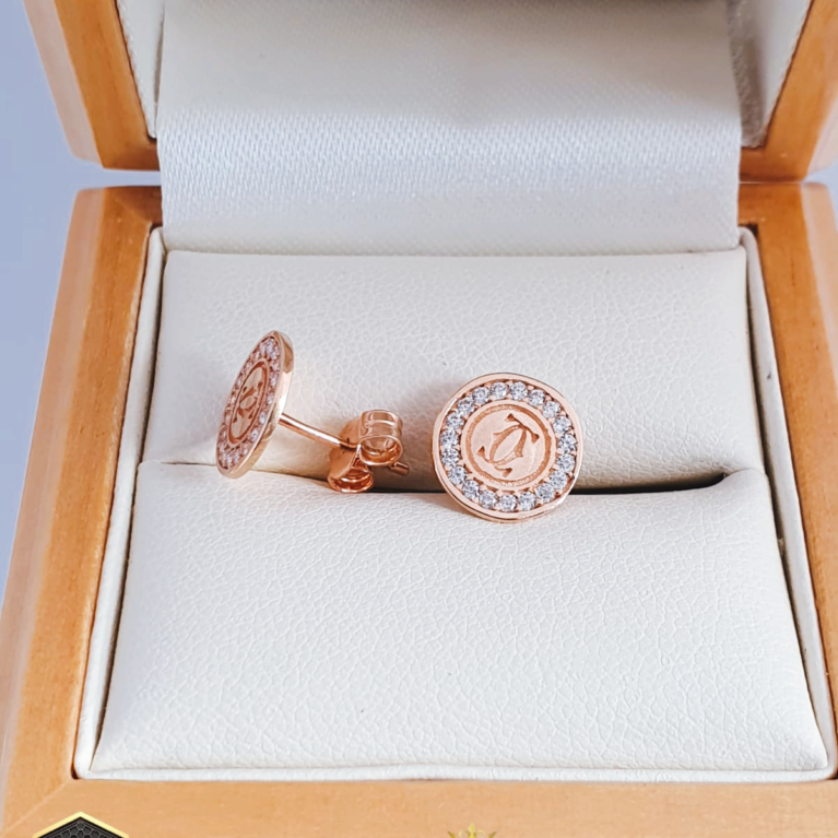 Golden Stud earrings with zirconia