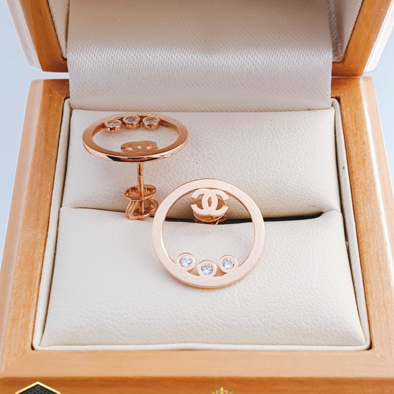 Golden Stud earrings with Chanel sign