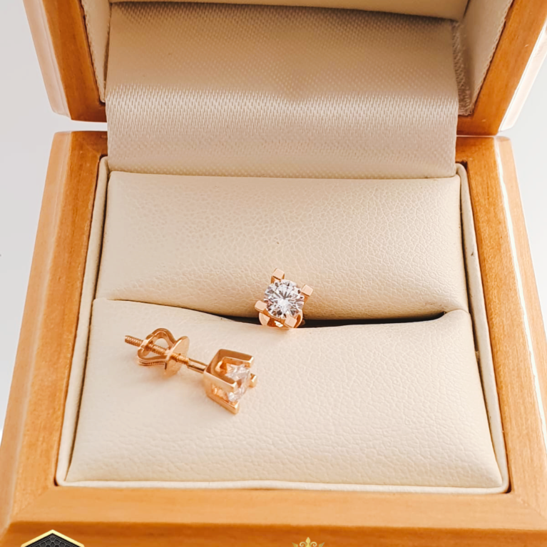 Golden Stud earrings with crystal zirconia