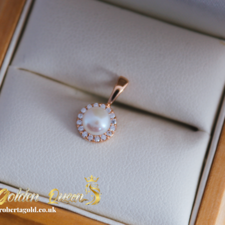 Pedant with pearl and zirconia