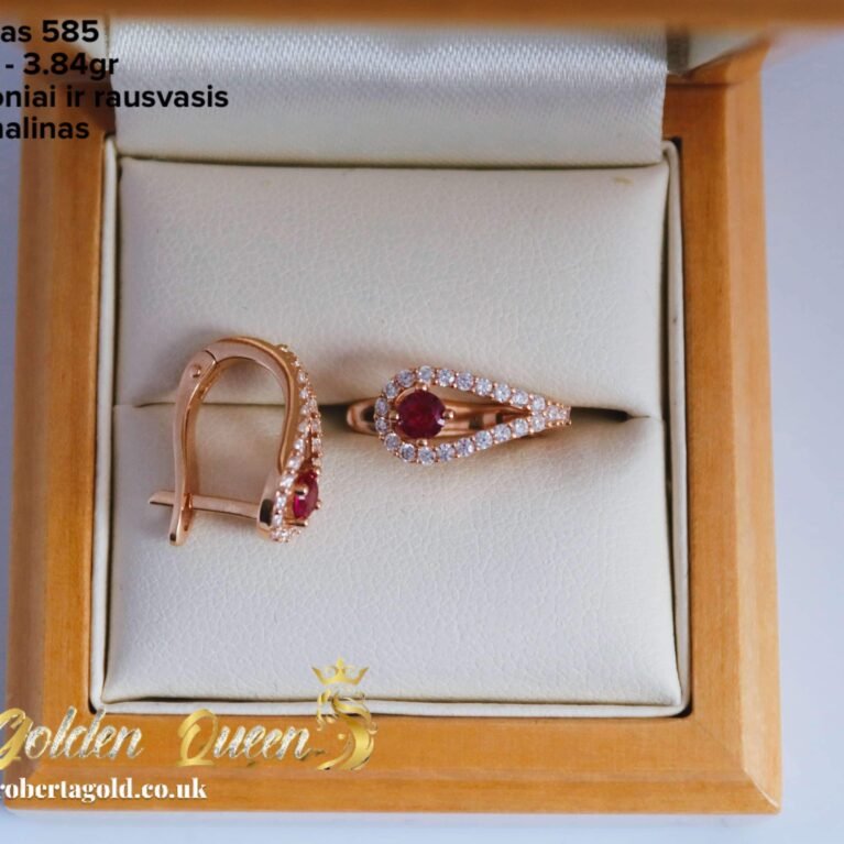 Earrings with pink turmaline stone